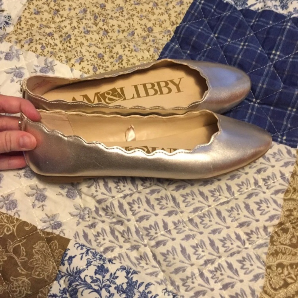 Flats - Picture 2 of 2